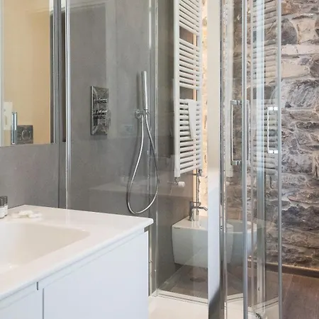 Joivy Elegant 1br Flat Near Centre * 코모