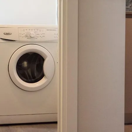Joivy Elegant 1br Flat Near Centre 아파트 코모