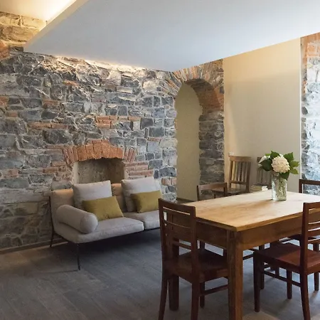 Joivy Elegant 1br Flat Near Centre *