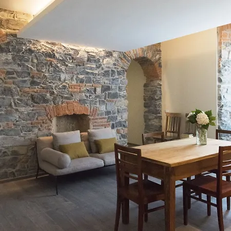 Joivy Elegant 1br Flat Near Centre *