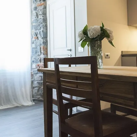 Апартаменты Joivy Elegant 1br Flat Near Centre *